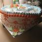 Frosting cake