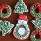 Christmas tree gingerbread decoration