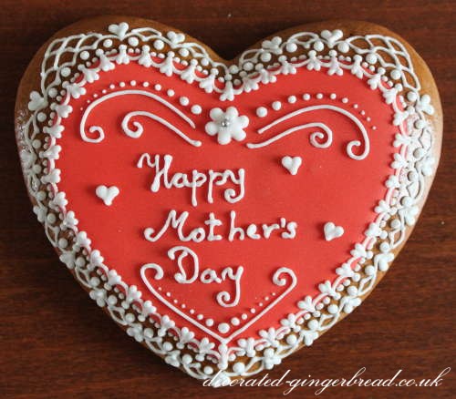 Red gingerbread heart