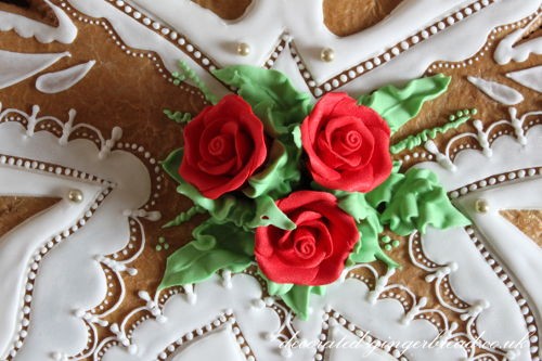 Butterfly cookie with roses