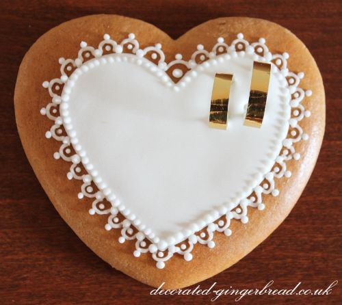 Edible wedding favour heart