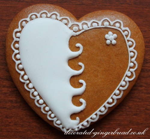 Edible wedding favour heart