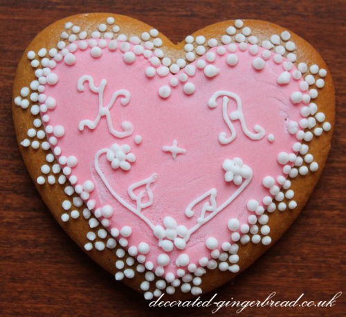 Edible wedding favour heart