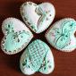 Decorated gingerbread heart favour