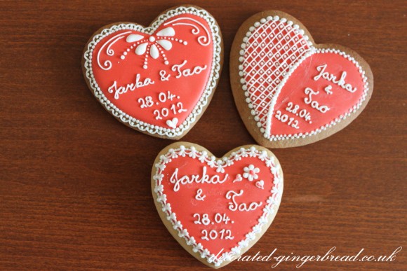 Red heart wedding favour