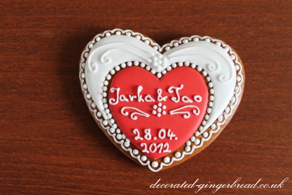 Wedding favour heart cookie